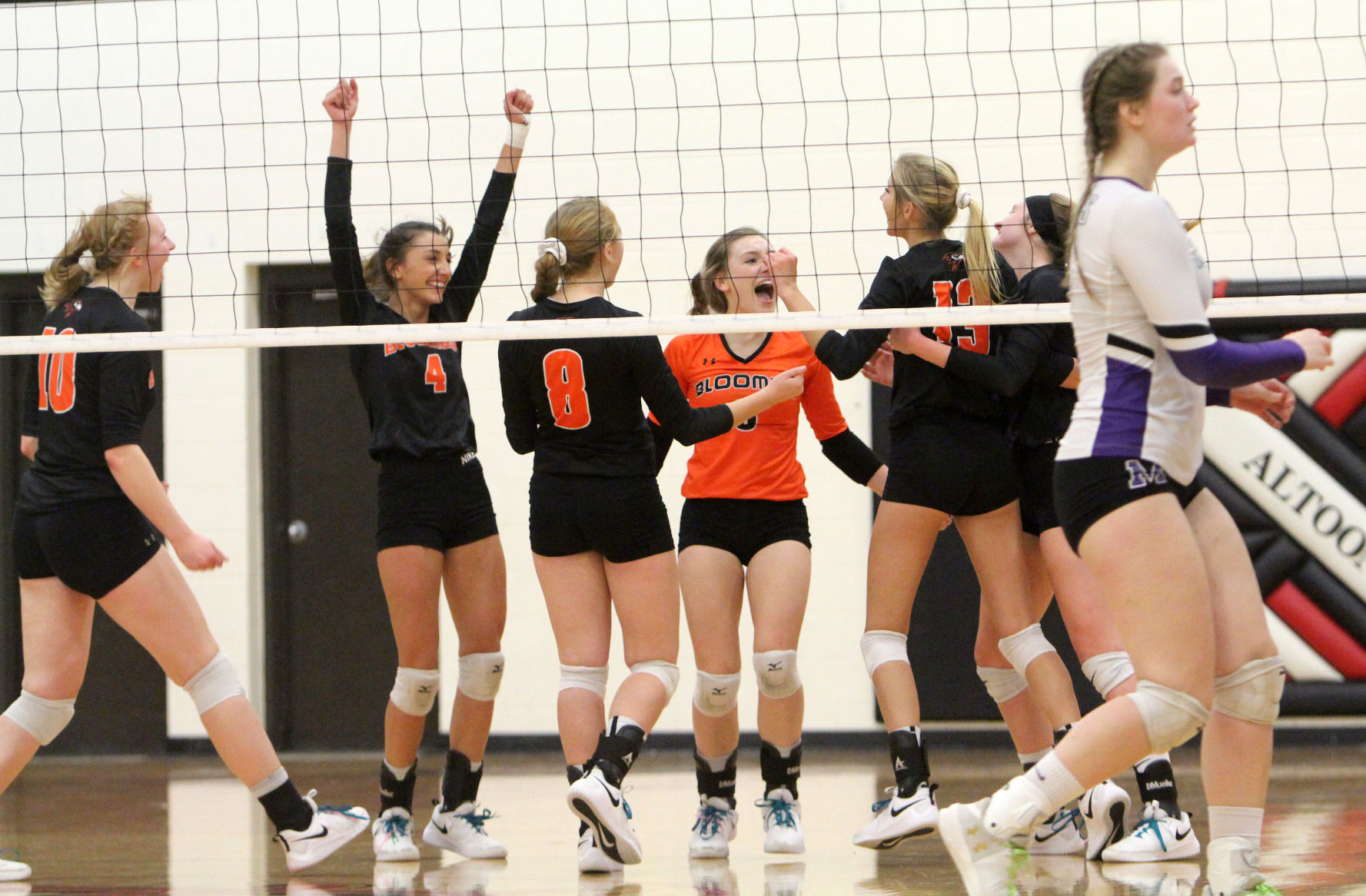 Bloomer volleyball vs Mosinee 10-27-18